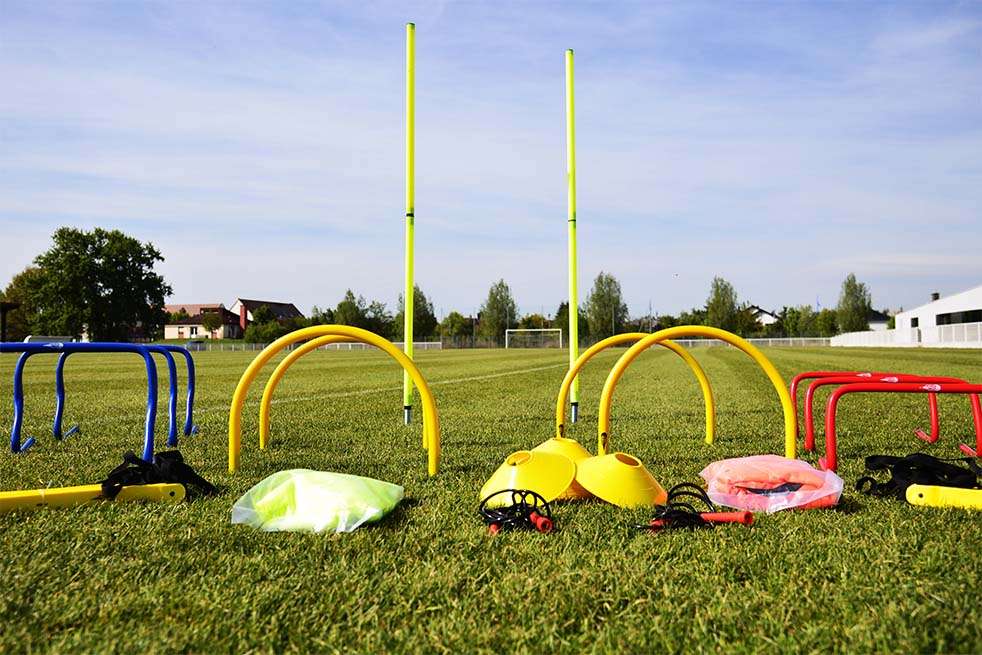 Article de blog qui parle de : Comment devenir plus fort au foot ? 17 astuces 
