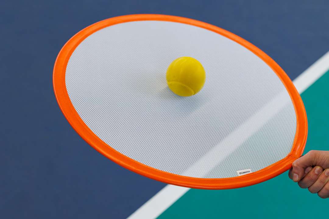 Article de blog qui parle de : Quelle raquette de badminton vous convient le mieux ? - Le grand guide de choix des raquettes 