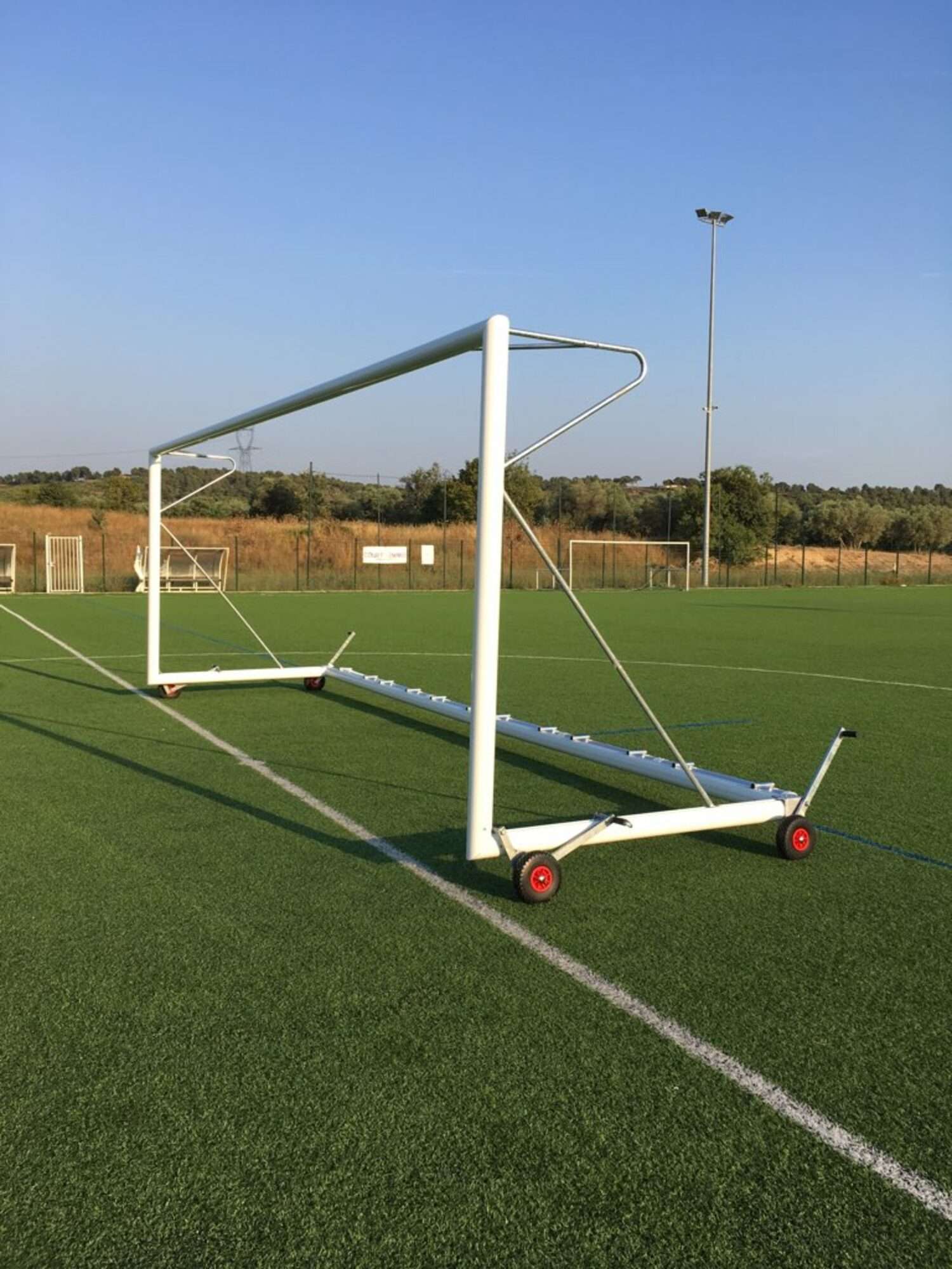 Image du produit : But de foot à 8 - Transportable - Aluminium - Auto-lesté