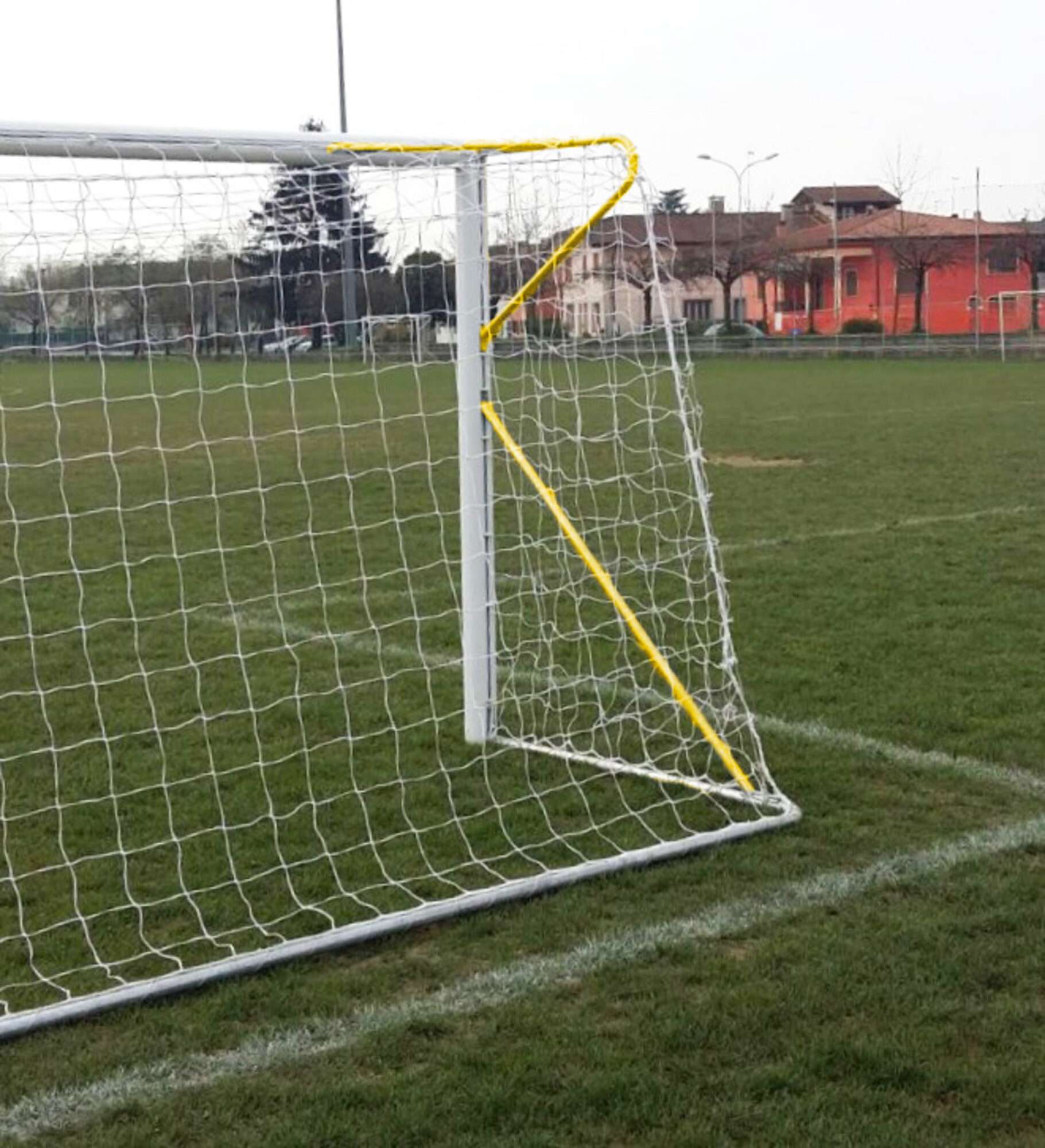 Image du produit : But de foot à 8 transportable 6 x 2.1m en aluminium - Jaune