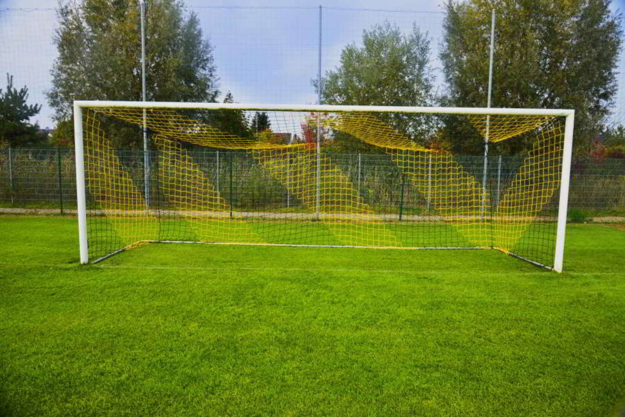 Image du produit : Filet de foot - 7,32 x 2,44 x 2 x 2m - 4mm - NOIR / JAUNE