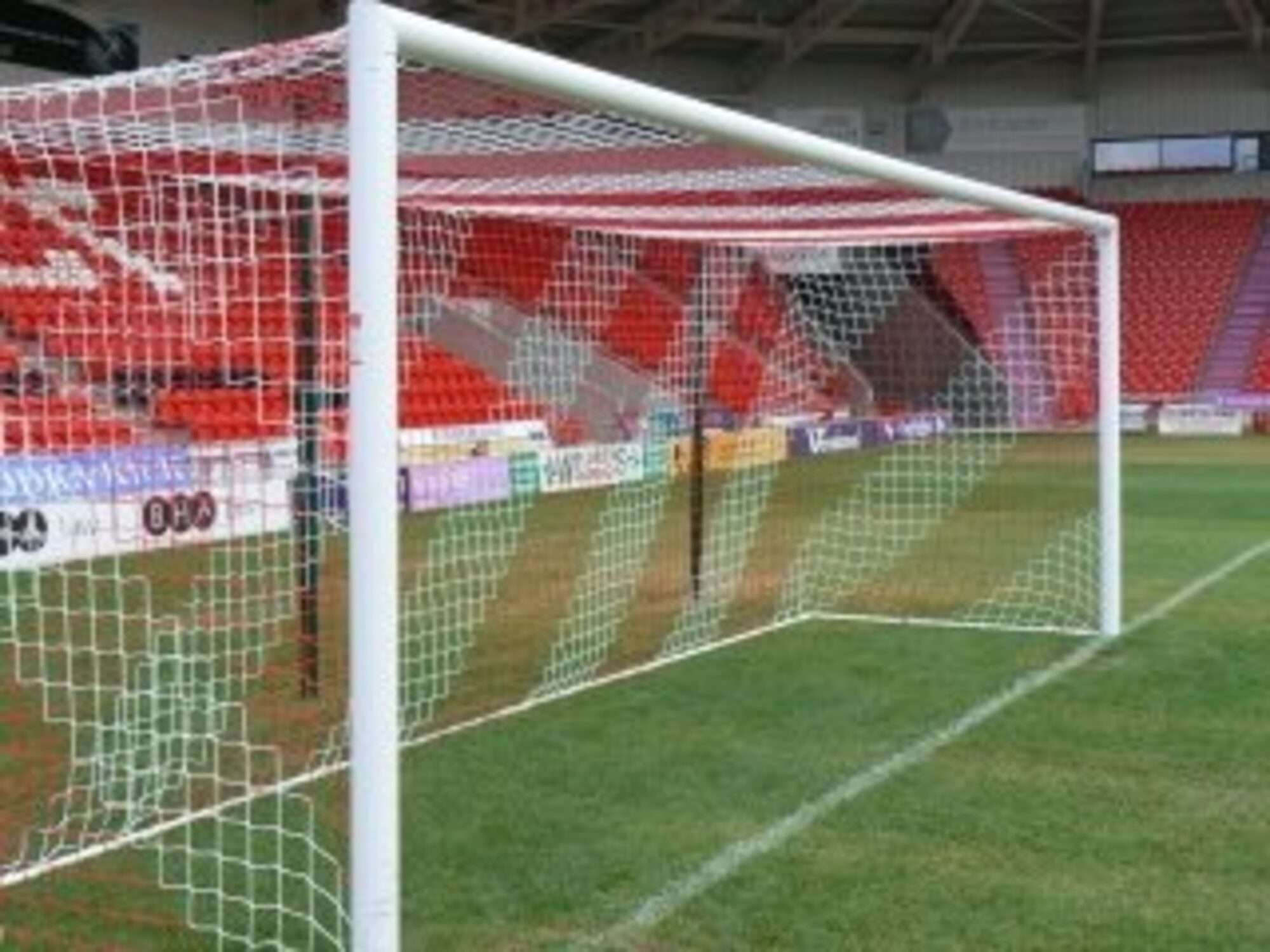 Image du produit : Filet de foot - 7,32 x 2,44 x 2 x 2m - 4mm - BLANC / NOIR