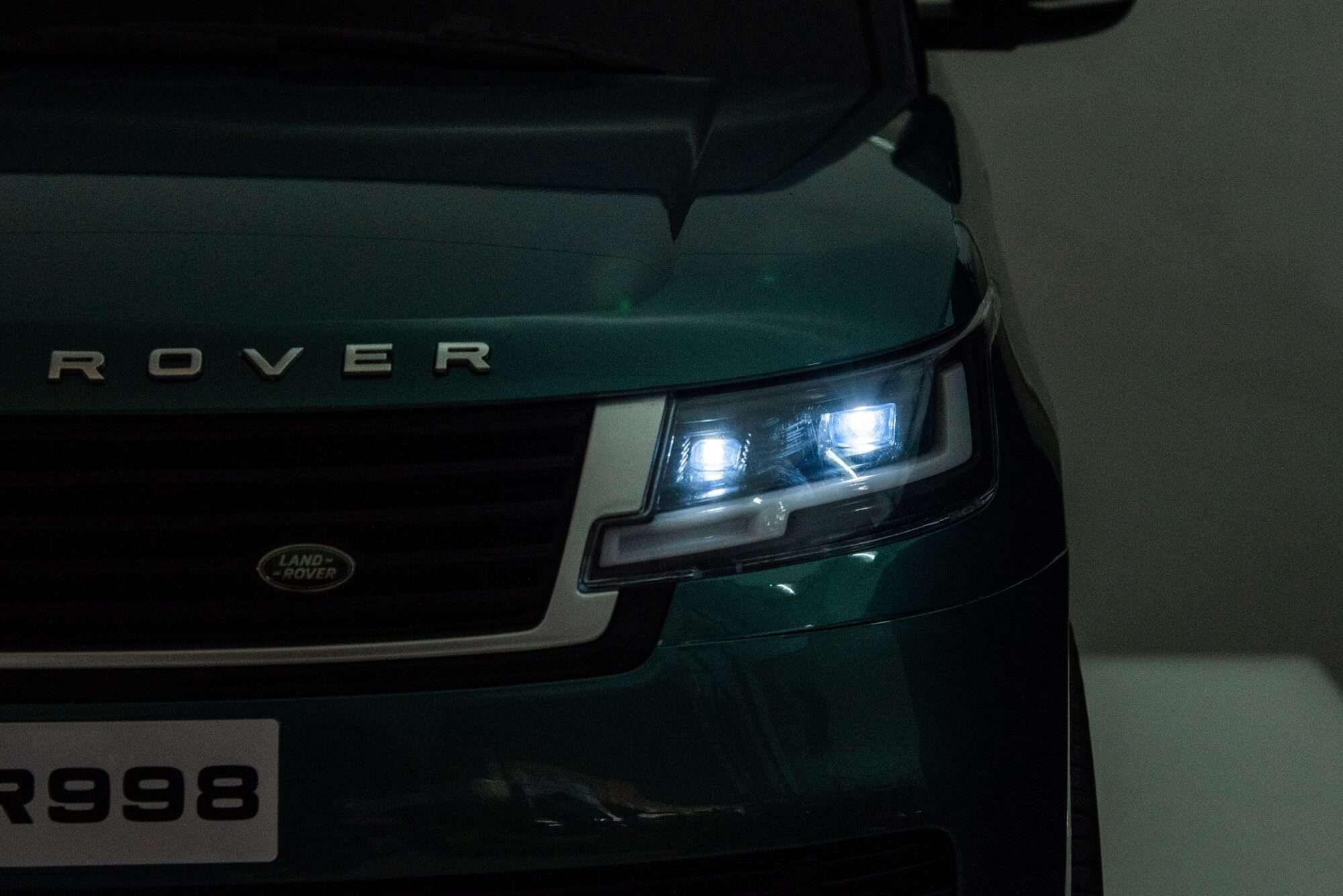Image du produit : Voiture Électrique Enfant Licensed Range Rover 2022 – Vert Métallisé (3 à 8 ans)