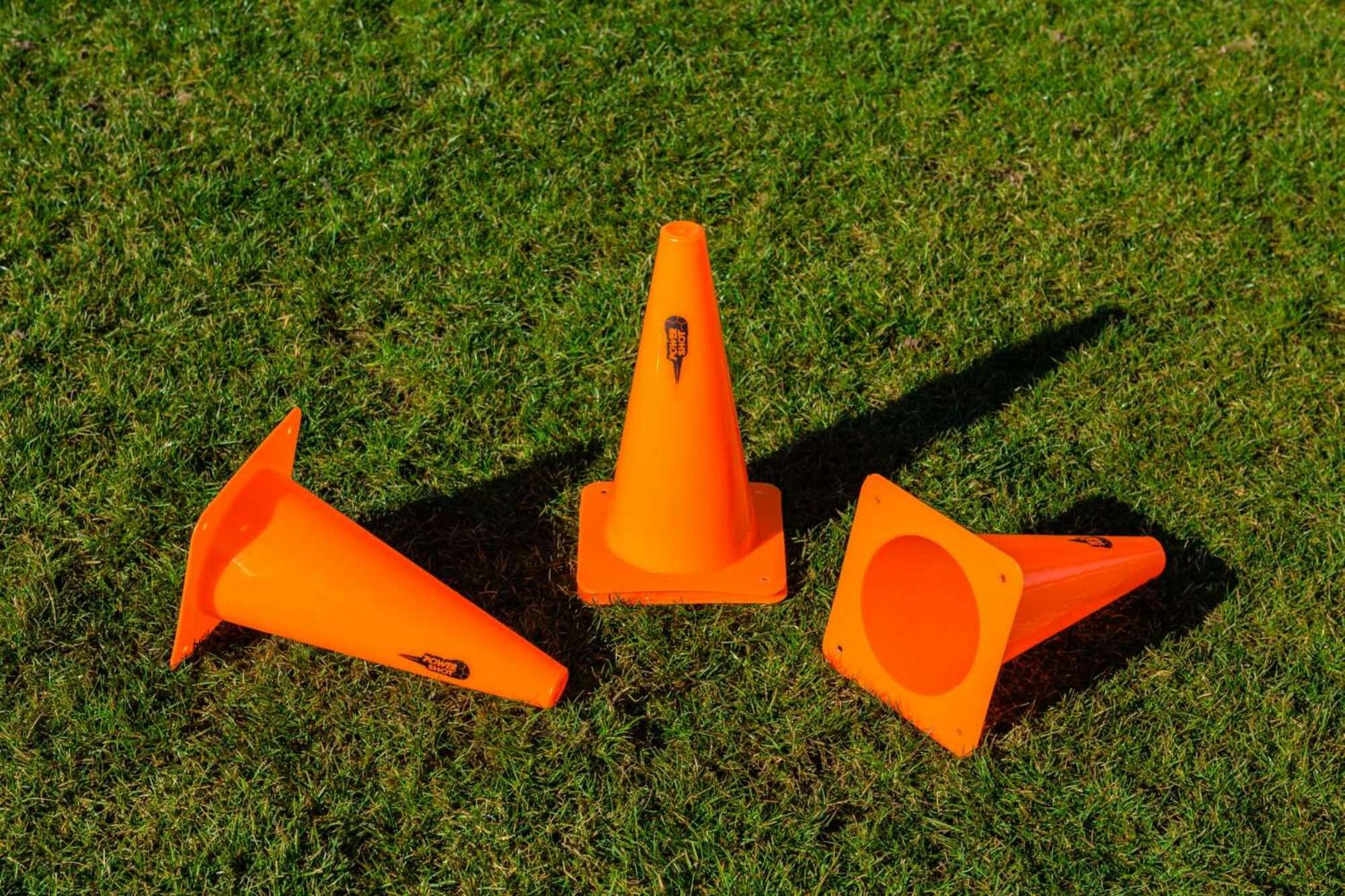 Image du produit : Lot de 4 cônes - 30 cm - Couleur au choix